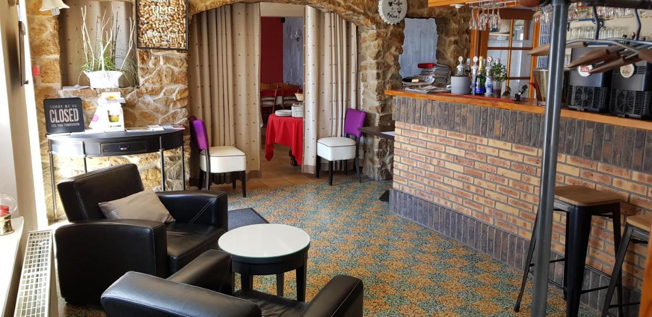 Hotel Logis - & Restaurant 